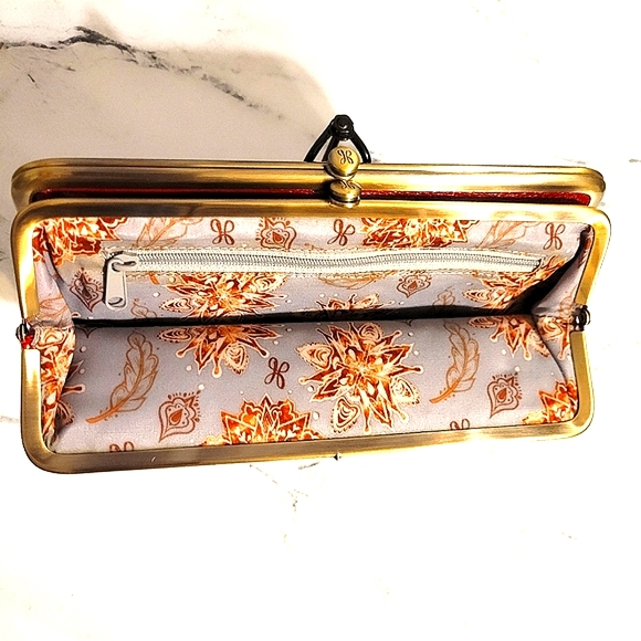 HOBO Limited Edition Red Leather With Stitching Design 'Lauren' Wallet/Clutch - Picture 4 of 10